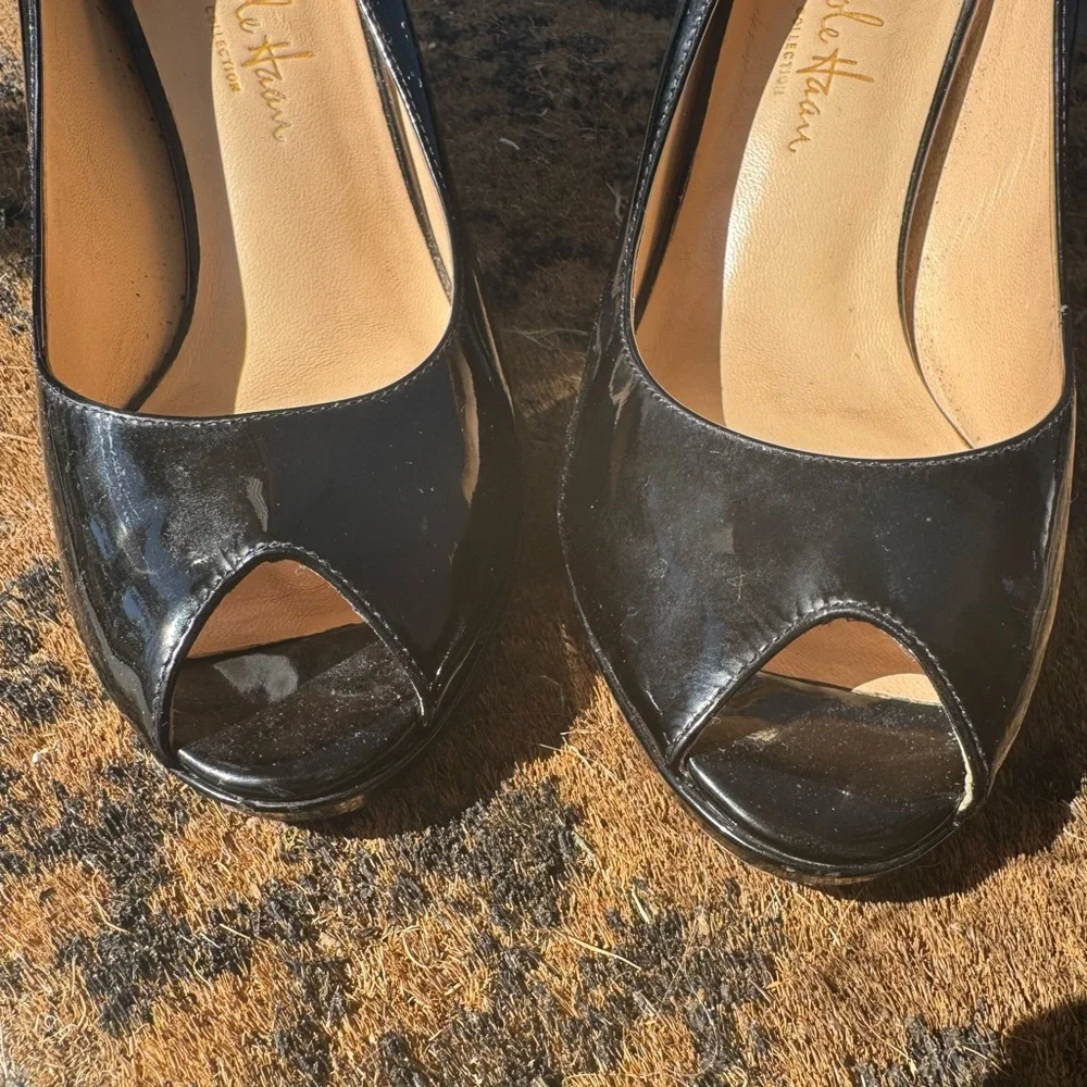 Cole Haan NIKE Air Black Patent Leather Peep Toe Heel Size 7